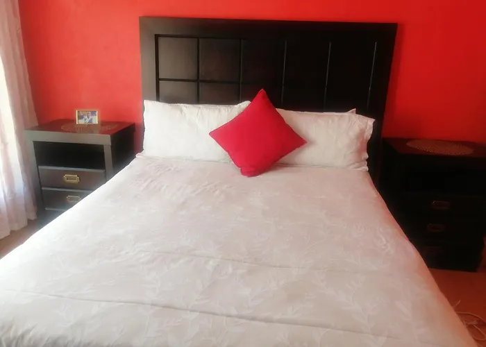 Mbele\'S Home Stay