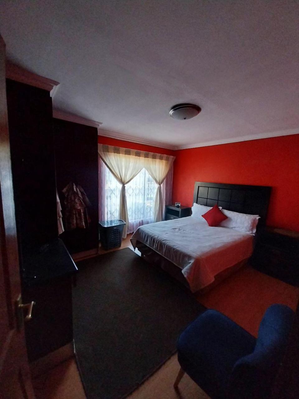 Mbele's Homestay